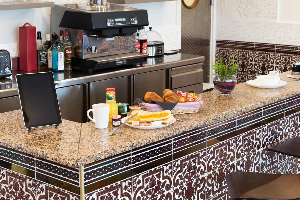 Hotel Le Saint Germain Олне су Боа Екстериор снимка